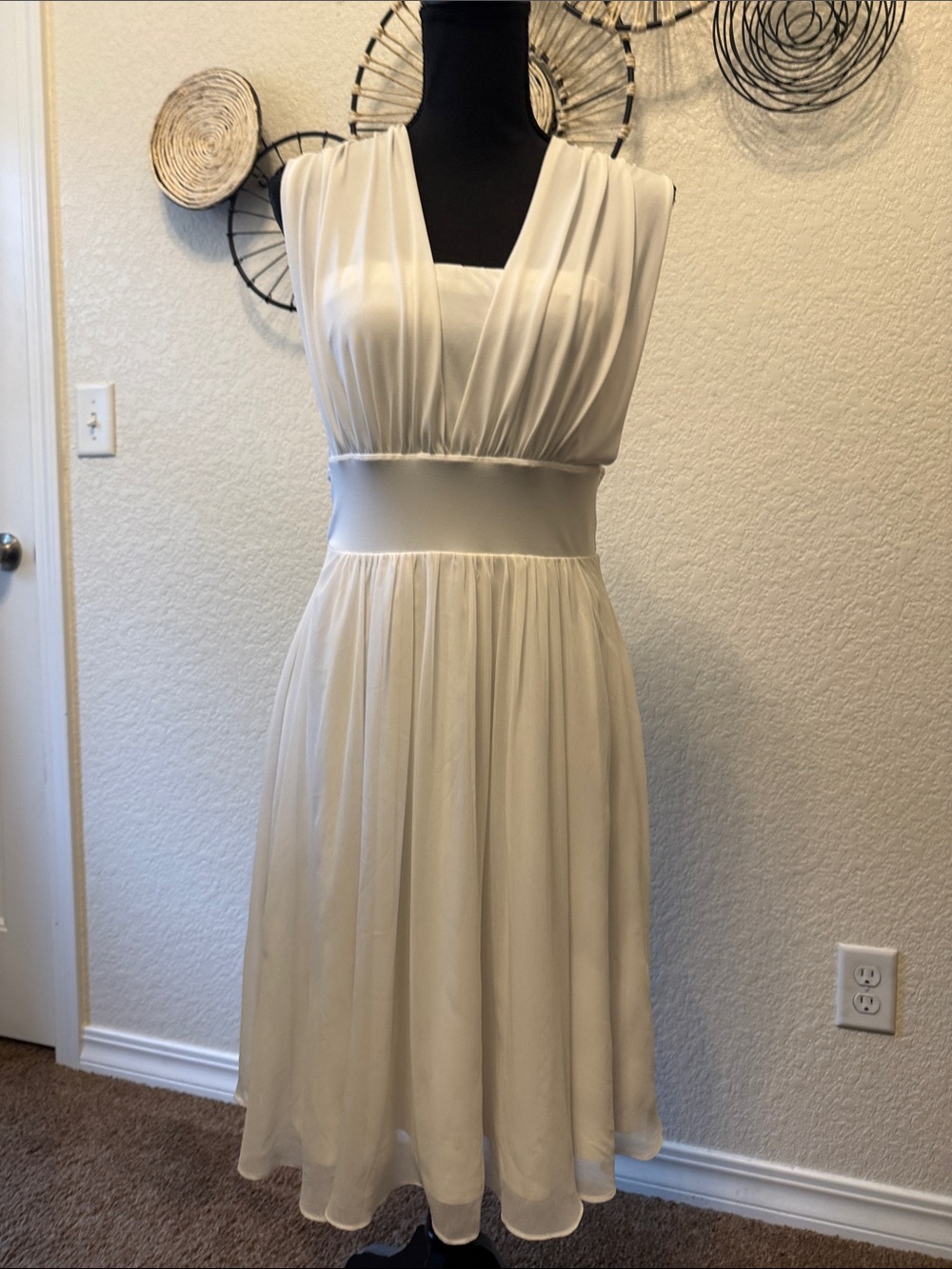 NWT White House Black Market Ivory Convertible Midi Dress SZ 6